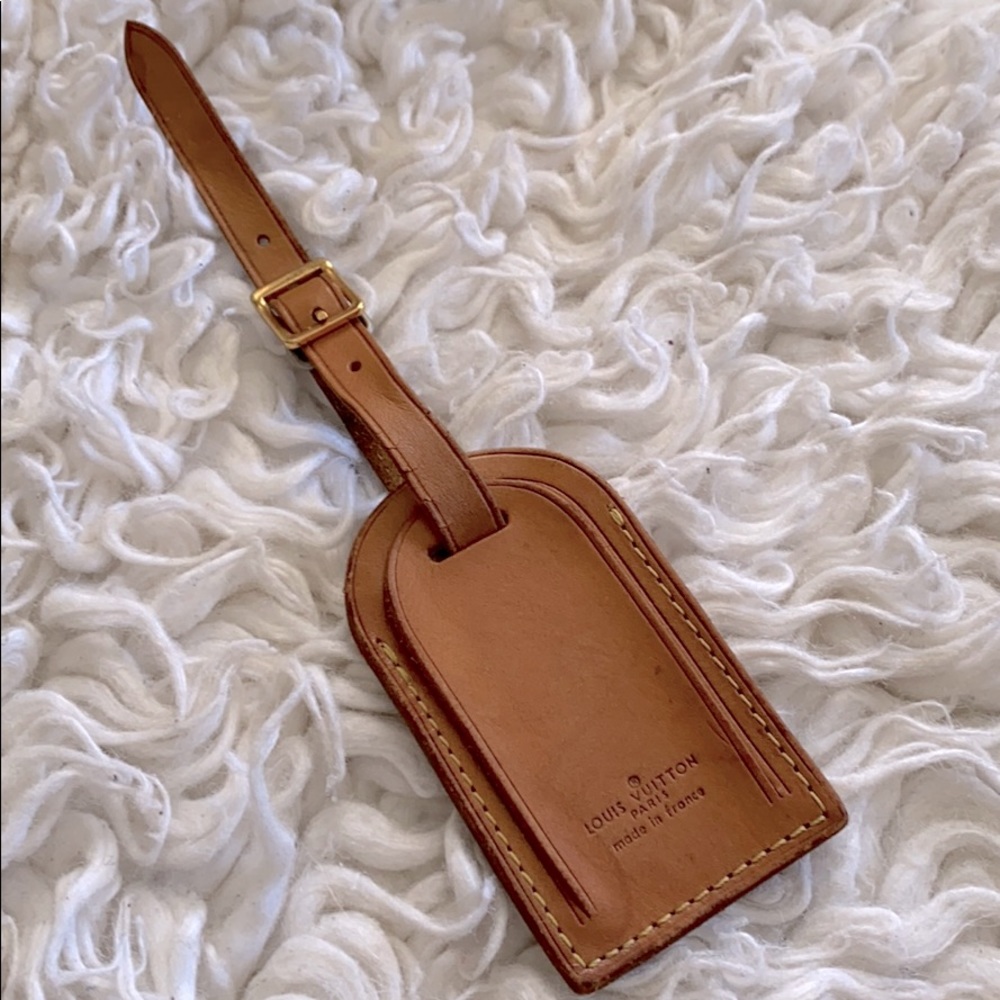Authentic lv luggage tag